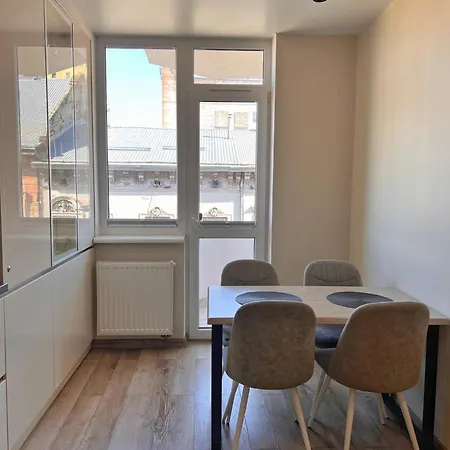Apatrment In Khmelnytsky Street Natasha Apartment Lviv Exterior photo
